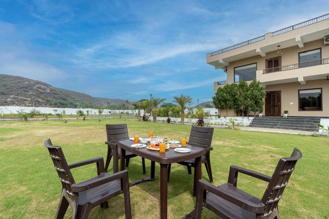 Brookvale Manor By Stayvista - Private Pool Haven With Endless Views & Indoor Fun Sohna Exterior photo