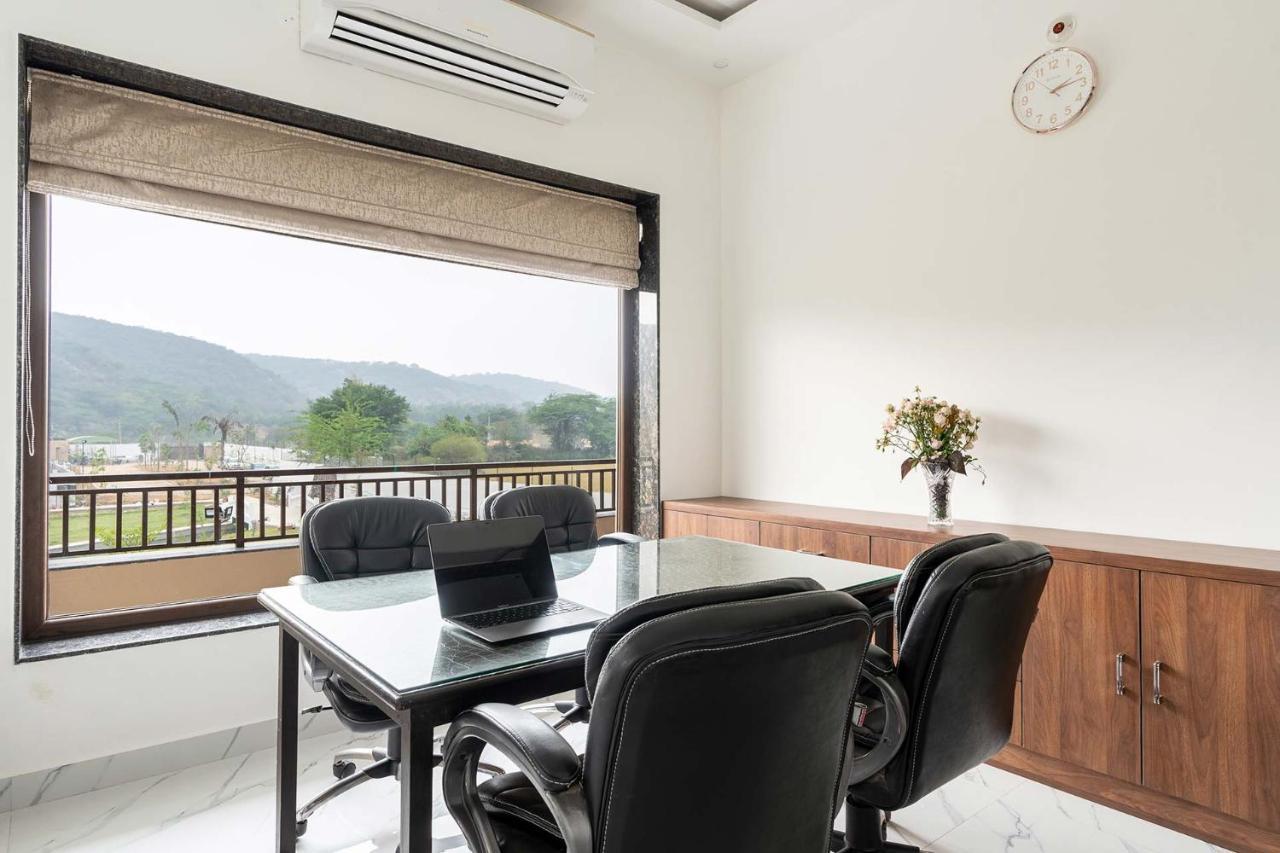 Brookvale Manor By Stayvista - Private Pool Haven With Endless Views & Indoor Fun Sohna Exterior photo